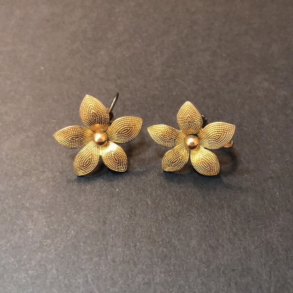 Krementz Flower Gold Tone Screw Back Vintage Earrings MCM Designer - Picture 3 of 8